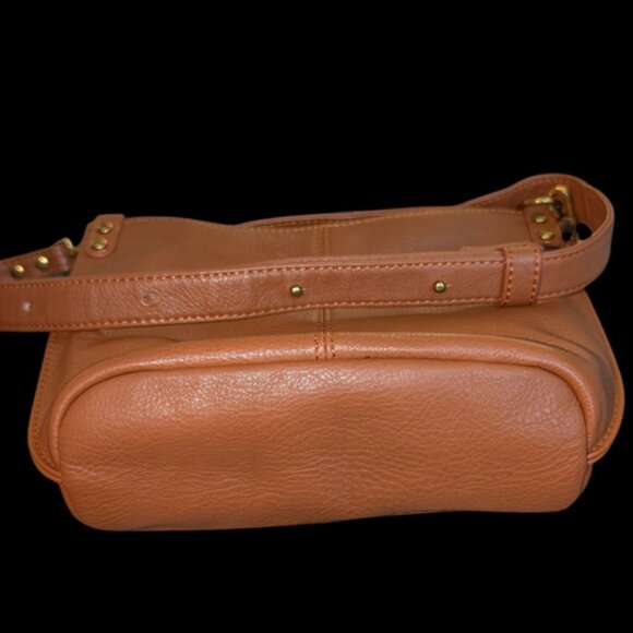 HOBO Cognac Leather Pier Small Crossbody Magnet Magnetic Closure Handbag Purse - Picture 7 of 8